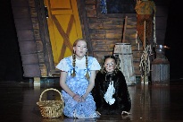 Two girls dressed as the wizard of oz